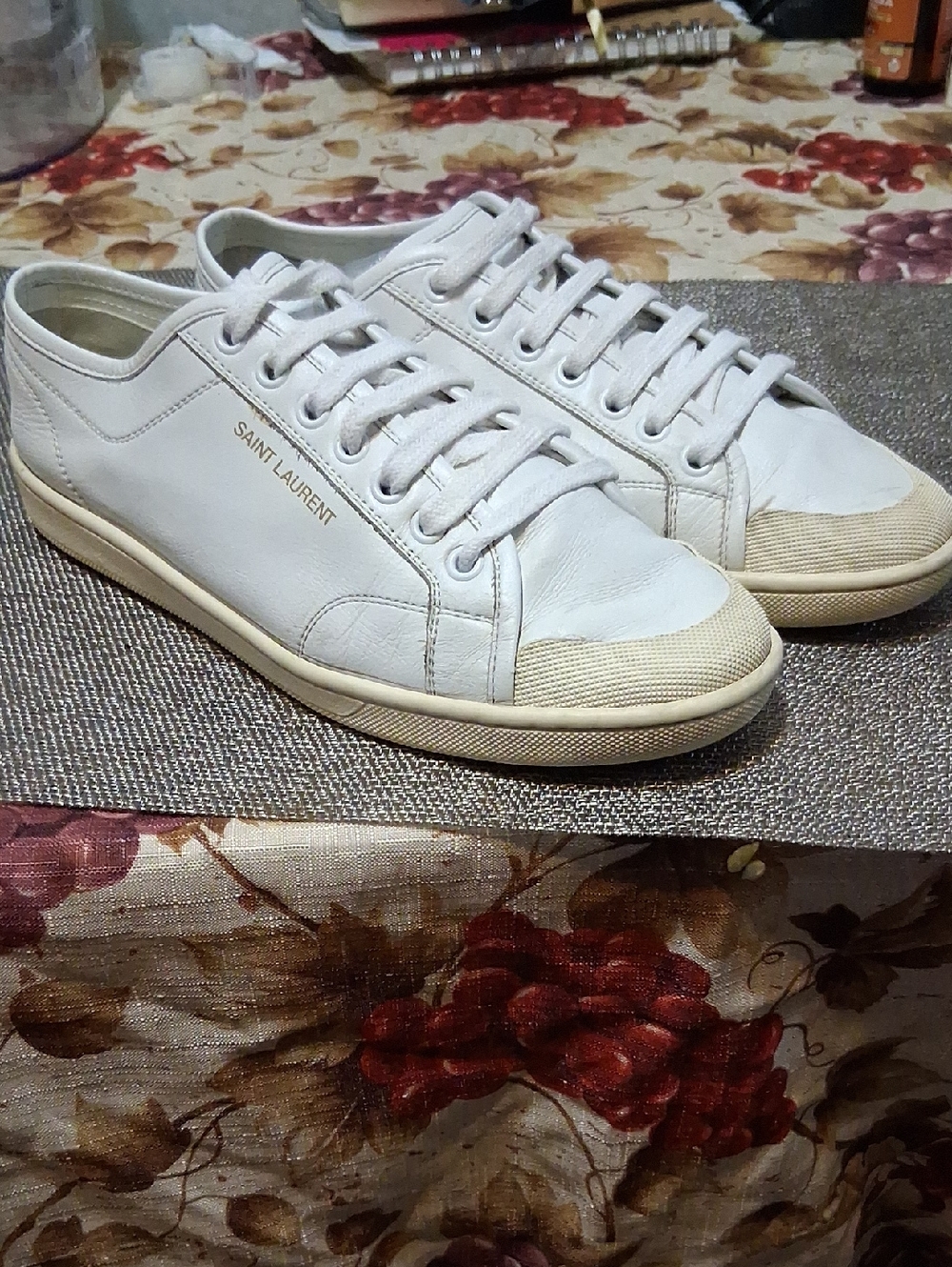 Yves Saint Laurent Women White Leather Low-Top Sneakers with Cream Sole